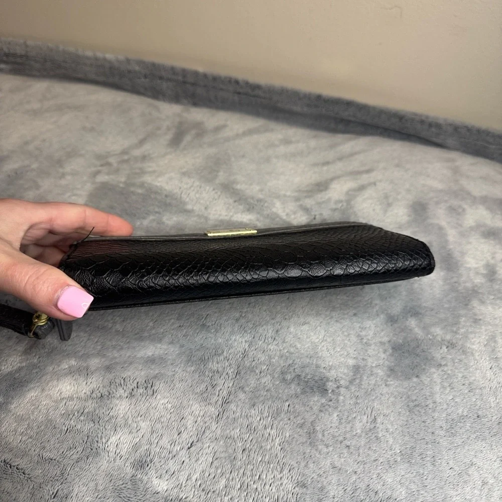 Jessica Simpson Color-Block Zip Around Wristlet Wallet